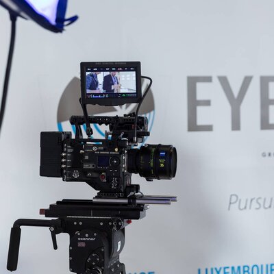 Caméra RED et optique Zeiss sur le stand Eye-Lite
 - Photo Ana Lefaux

