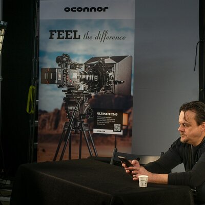 Sur le stand OConnor
 - Photo Marc Salomon

