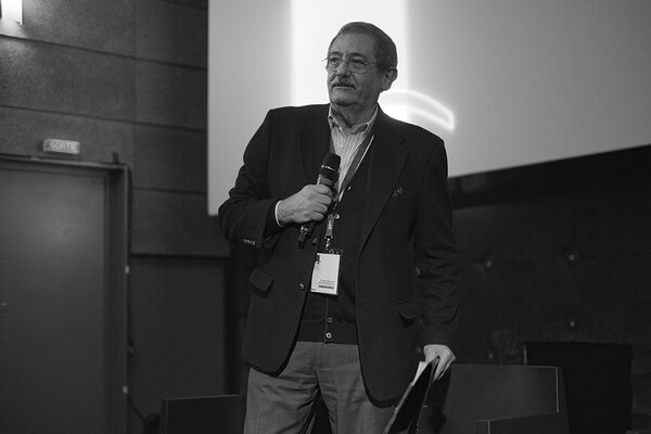 Daniele Nannuzzi pendant sa présentation de l’AIC
 Photo Jean-Jacques Bouhon

