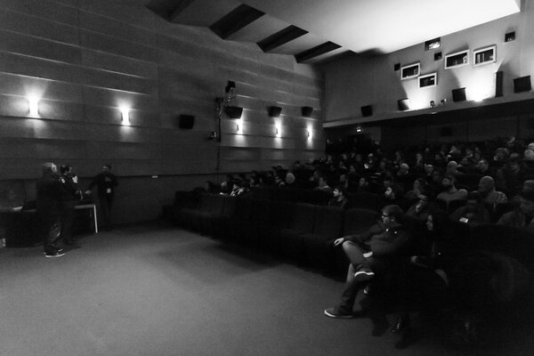 La salle Jean Renoir pendant la présentation de Sony France
 Romain Bassenne
