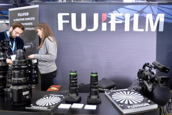 Le stand Fujifilm-Fujinon
 - Photo Alain Curvelier


