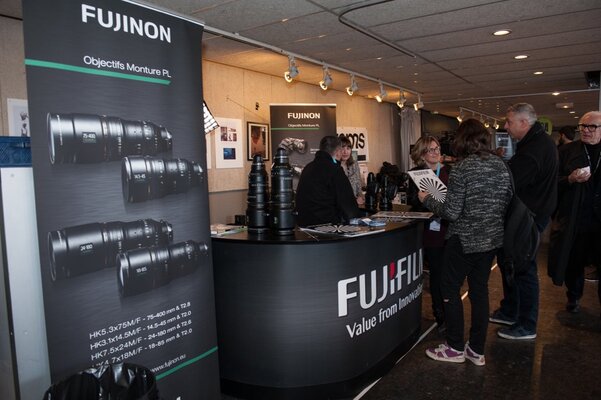 Optiques Fujinon sur le stand Fujifilm
 - Photo Pauline Maillet


