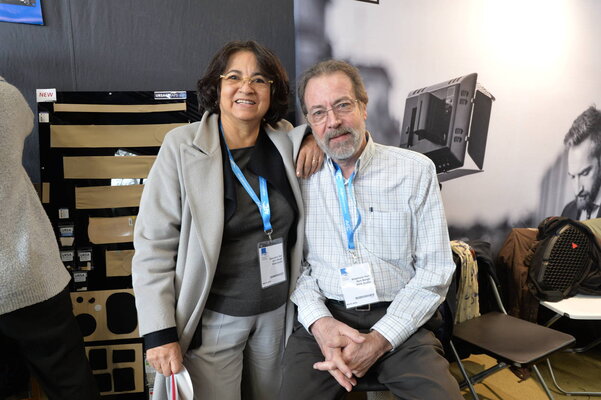 Georgina et Stéphane Van den Bergh sur le stand VDB Audio
 - Photo Alain Curvelier


